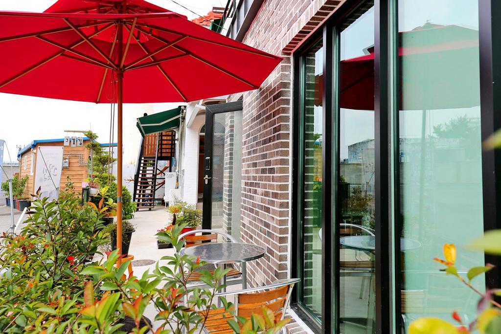 The Flower Road Guesthouse Suncheon Exterior photo