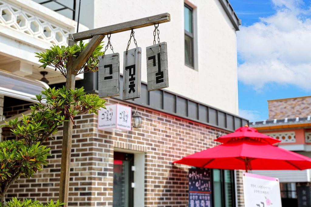 The Flower Road Guesthouse Suncheon Exterior photo